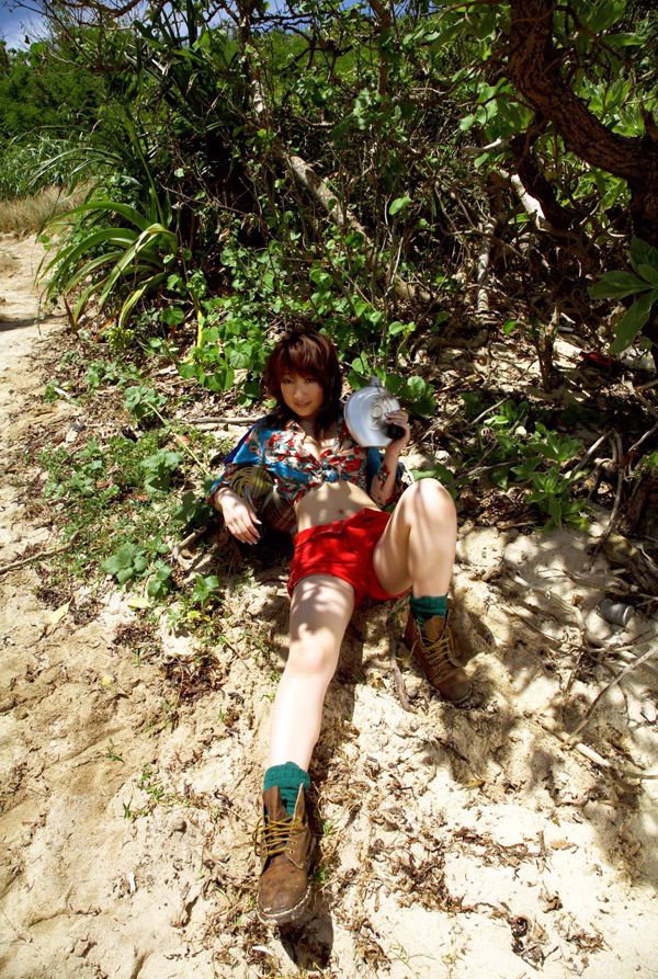 Sugimoto Yumi Sayama Ayaka Zhou Xiuna Nakagawa Tomomi Yamazaki Maki [Weekly Playboy] 2011 No.10 Photo Magazine