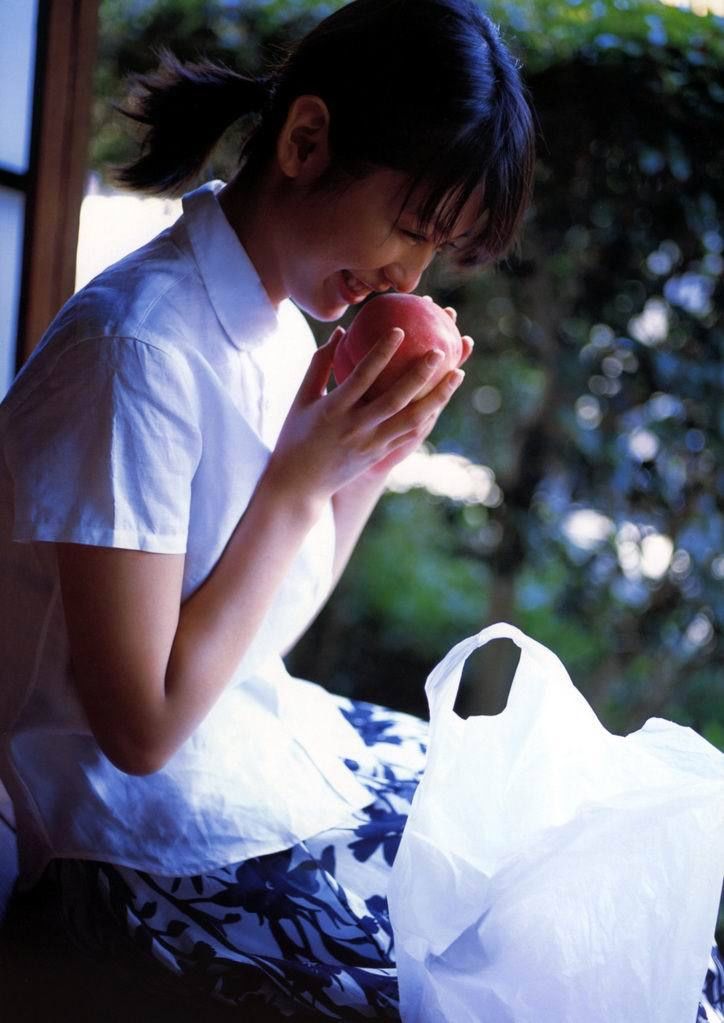 Yuika Motokariya Pagina 42 No.f42495